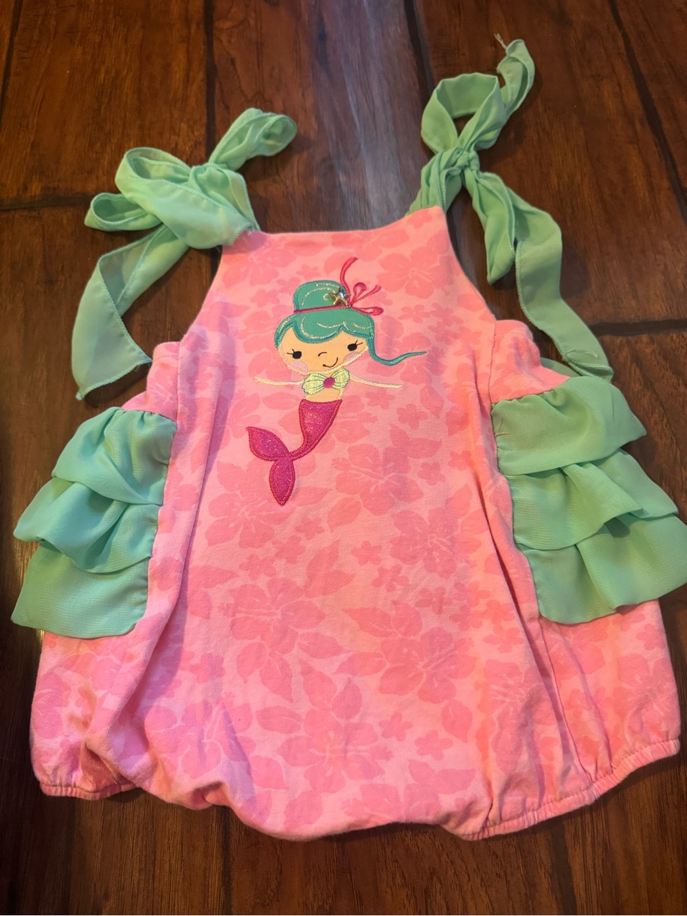 Ricrac & Ruffles Pink Mermaid bubble